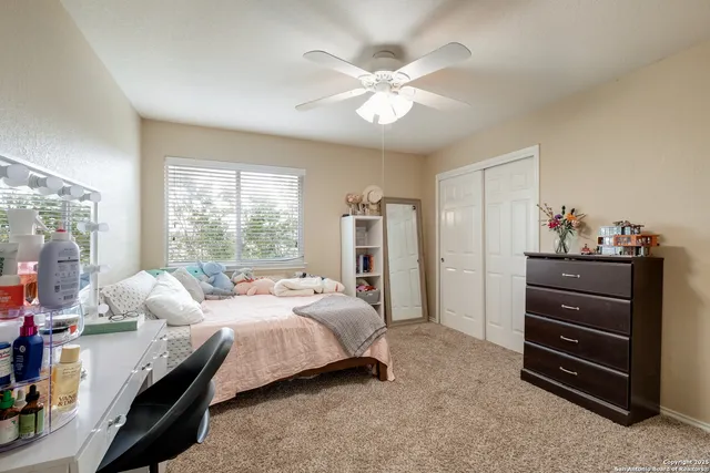 $394,889 | 401 Zoeller Cove, Cibolo, TX 78108