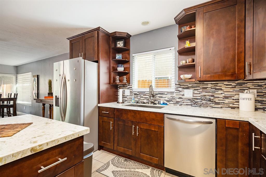 534 Kurdson Way Spring Valley, CA 91977 - Photo 11 of 25 Gallery Image 11