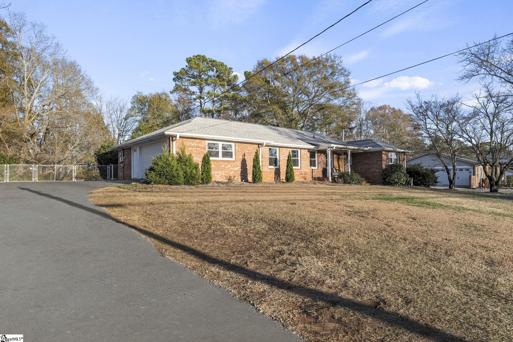 429 Pelzer Highway Easley, SC 29642 - Photo 32 of 42