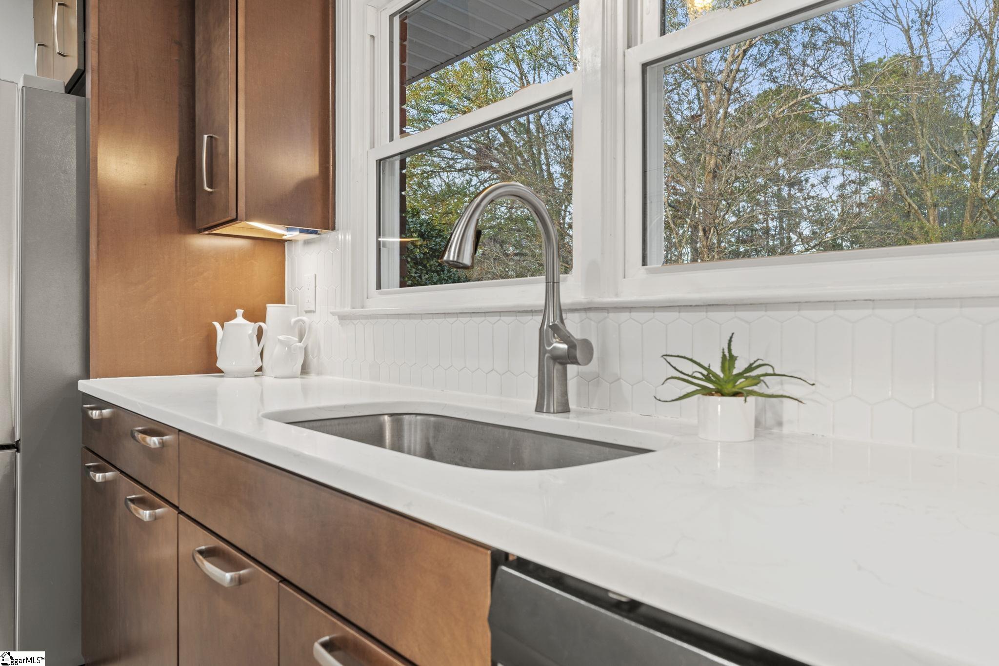 429 Pelzer Highway Easley, SC 29642 - Photo 6 of 42