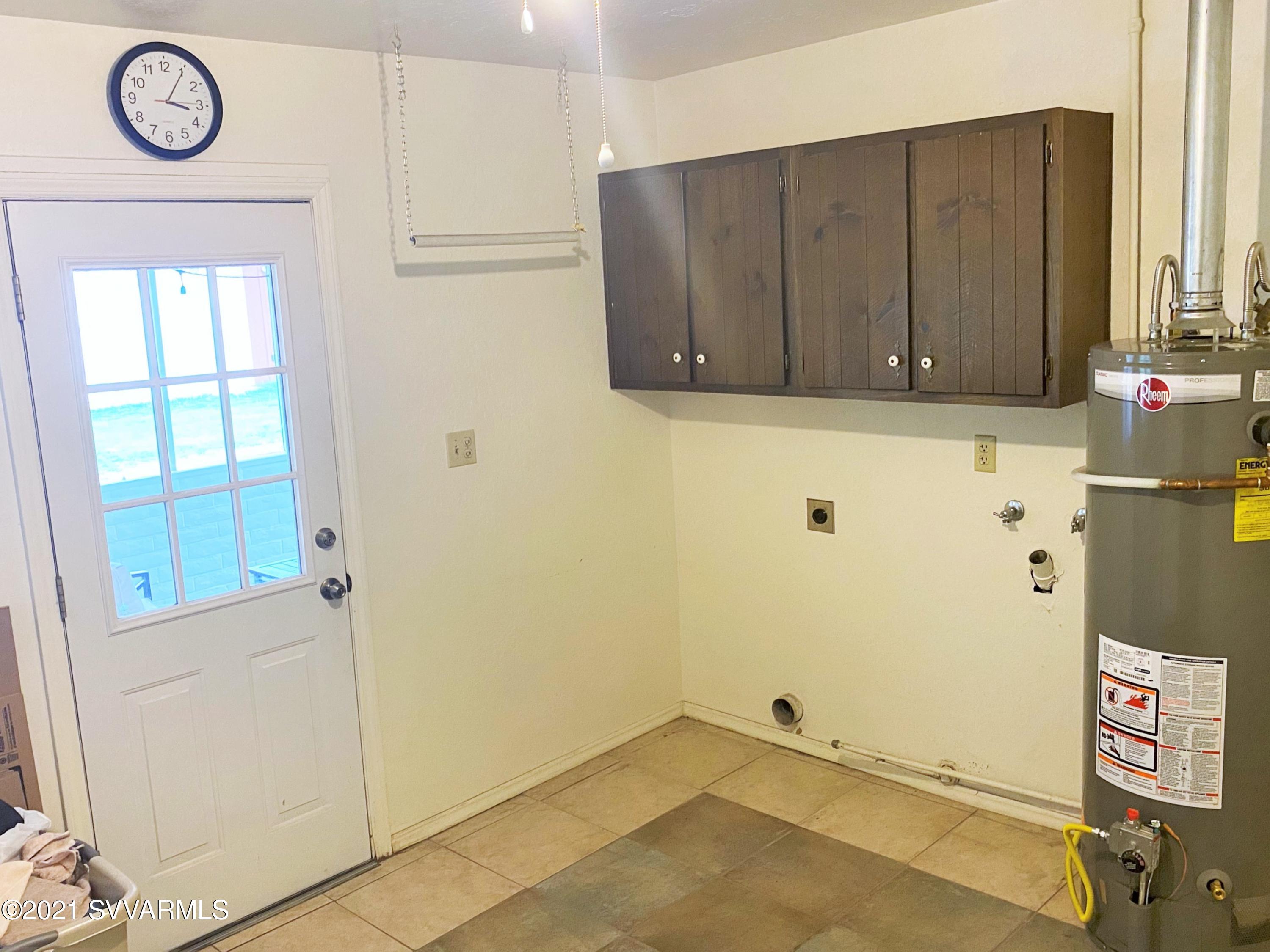 33 East Walker Road Camp Verde, AZ 86322 - Photo 47 of 75 Utility room door to patio
