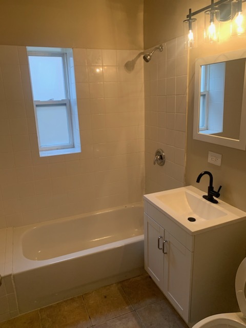 6828 South Normal Boulevard Chicago, IL 60621 - Photo 9 of 24 Gallery Image 9