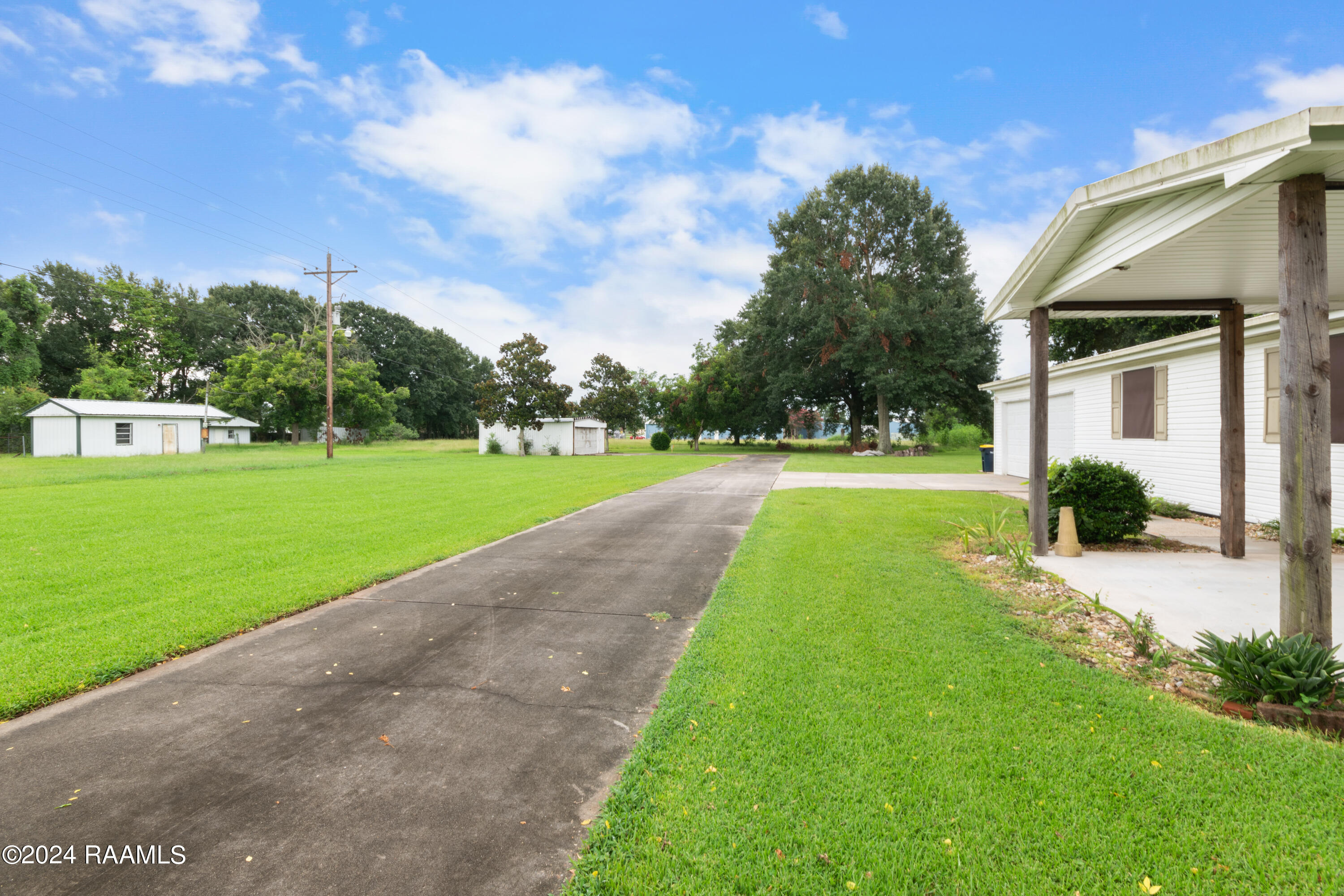 703 Pothier Road Carencro, LA 70520 - Photo 2 of 17 DSC_0006