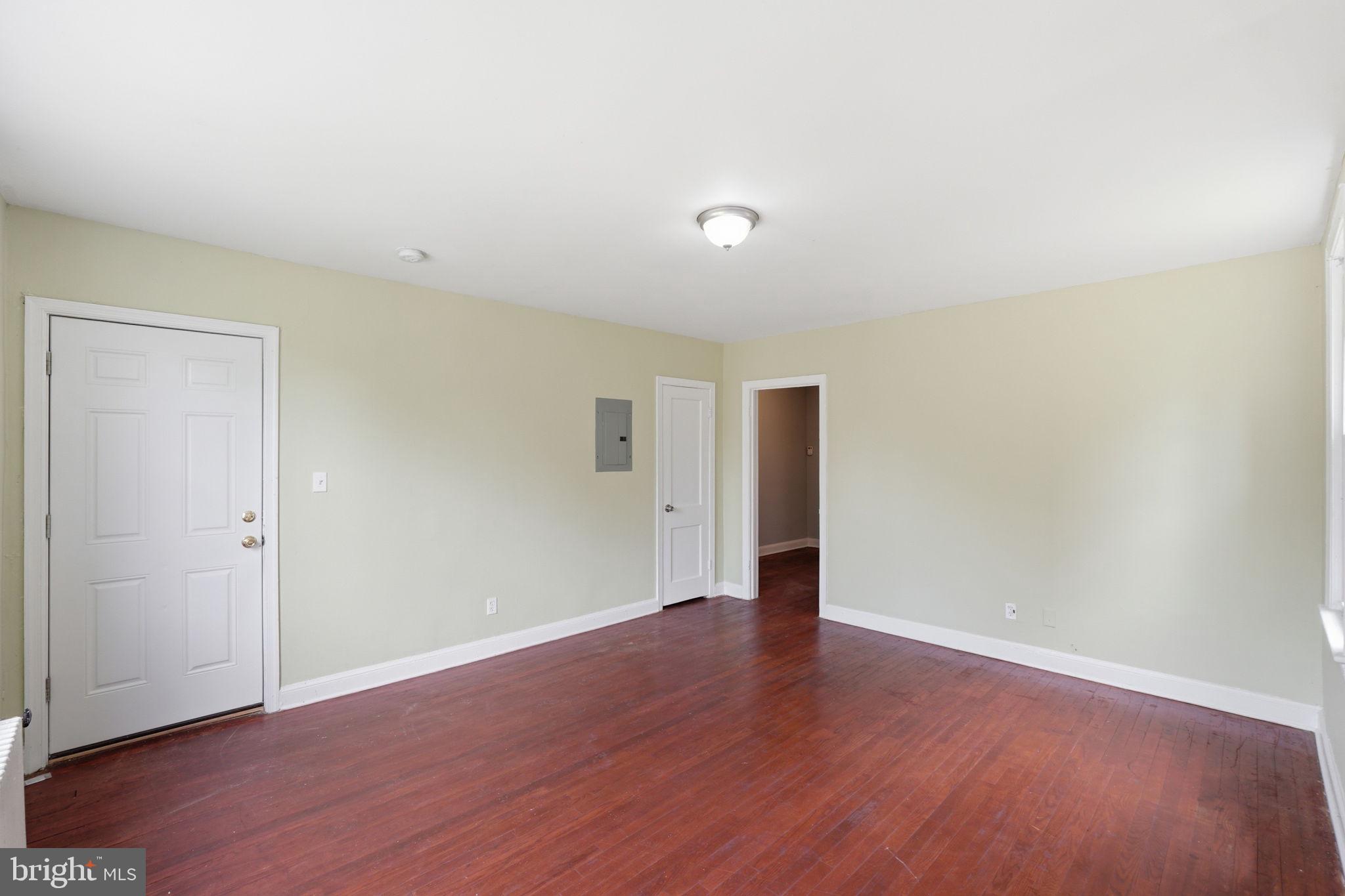 3919 R Street Southeast Washington, DC 20020 - Photo 7 of 39