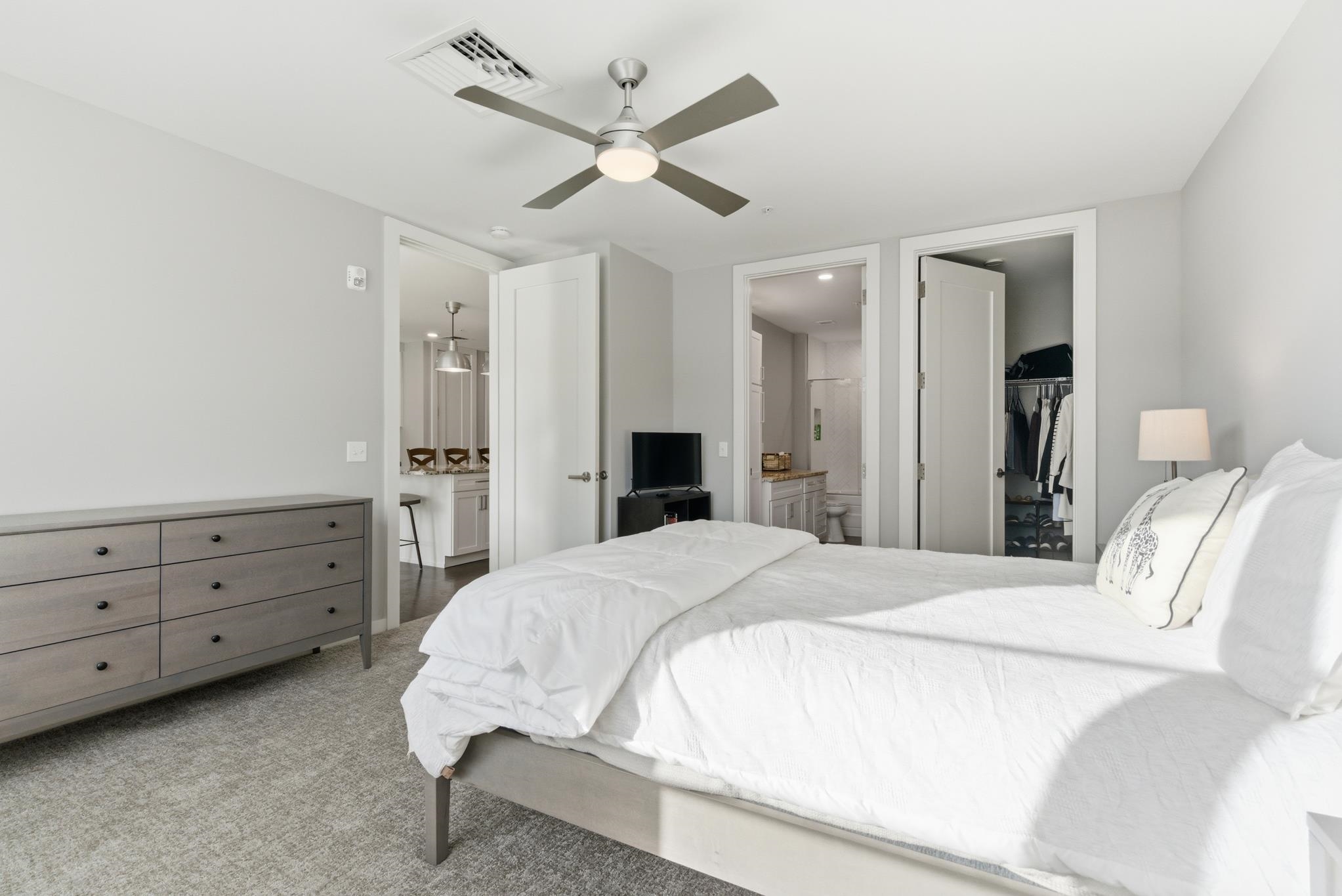 51 Elm Street, Unit 207 Laconia, NH 03246 - Photo 13 of 41