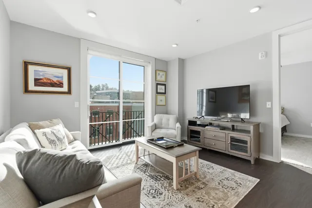 $650,000 | 51 Elm Street, Unit 207, Laconia, NH 03246