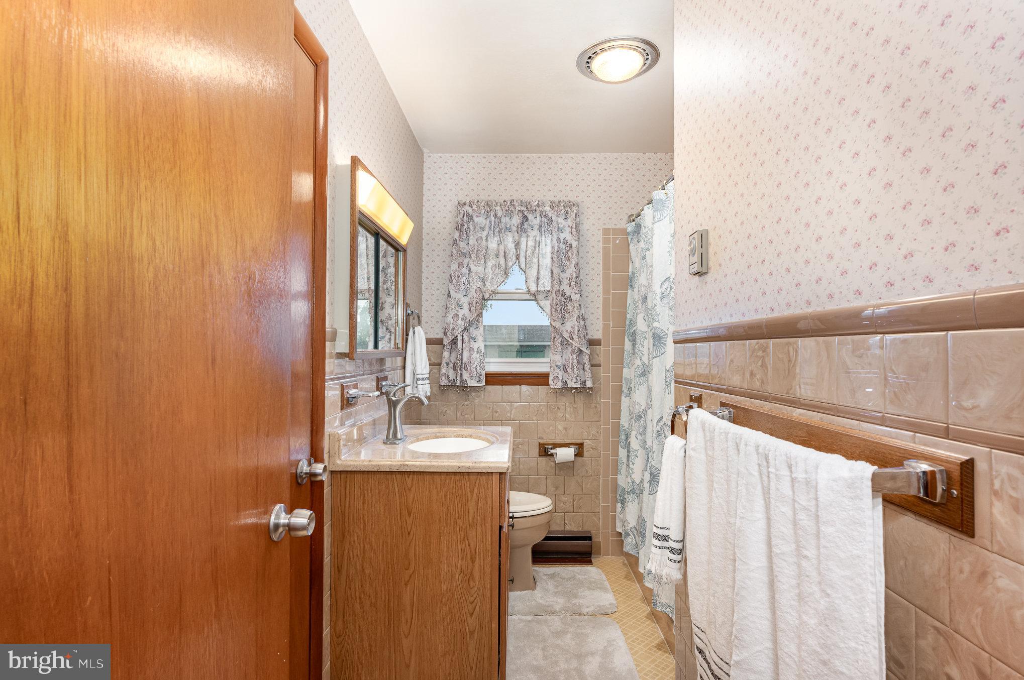 81 George Street Taneytown, MD 21787 - Photo 18 of 30 Hall Bathroom