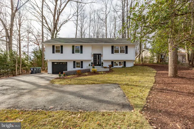 $610,000 | 2221 Harpoon Drive, Stafford, VA 22554