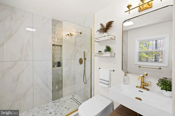 $599,900 | 2221 Harpoon Drive, Stafford, VA 22554