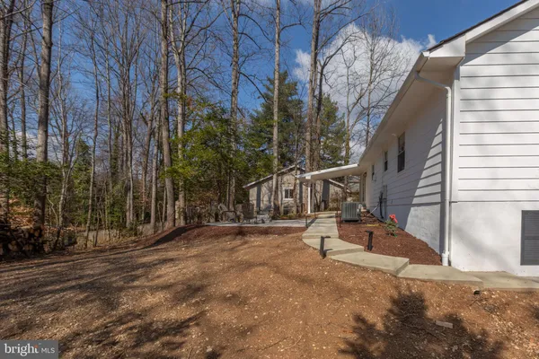 $599,900 | 2221 Harpoon Drive, Stafford, VA 22554