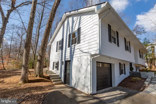 $599,900 | 2221 Harpoon Drive, Stafford, VA 22554