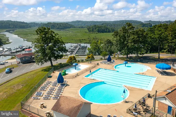 $599,900 | 2221 Harpoon Drive, Stafford, VA 22554