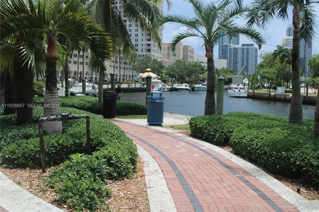 $3,000 | 520 Southeast 5th Avenue, Unit 2312, Fort Lauderdale, FL 33301