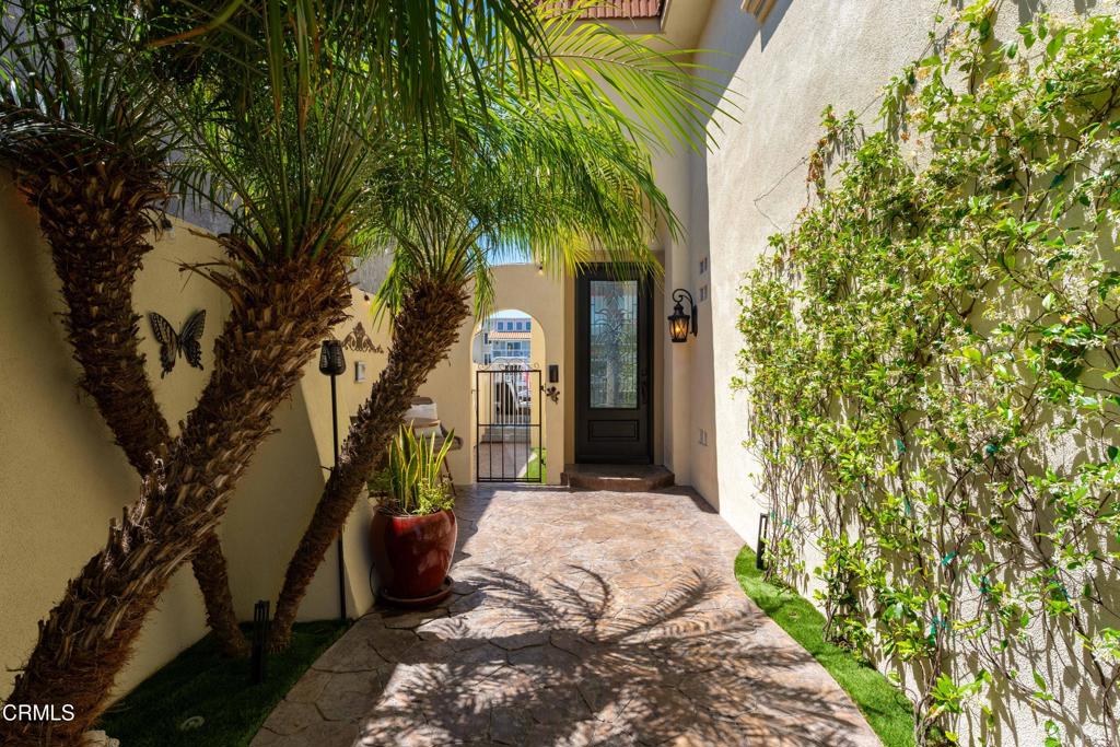 2355 Peninsula Road Oxnard, CA 93035 - Photo 7 of 47