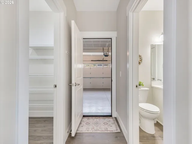 a bathroom with a toilet