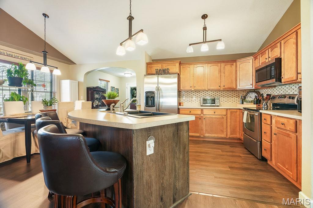 18074 West Oxford Road Staunton, IL 62088 - Photo 10 of 54