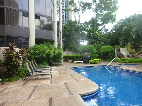 $3,500 | 60 North Beretania Street, Unit 3108, Honolulu, HI 96817