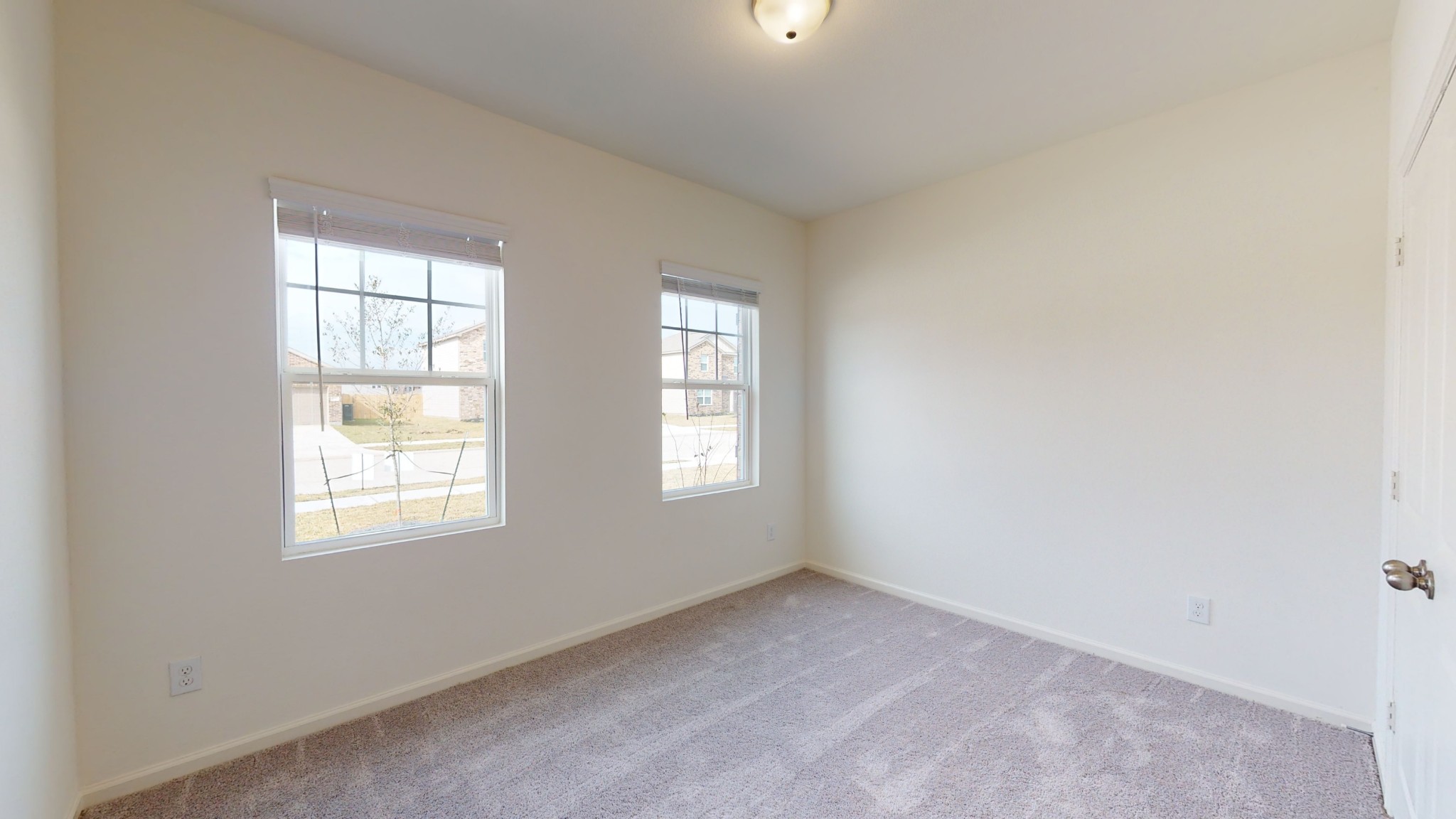 3304 Pippin Street Columbia, TN 38401 - Photo 11 of 15 an empty room with windows