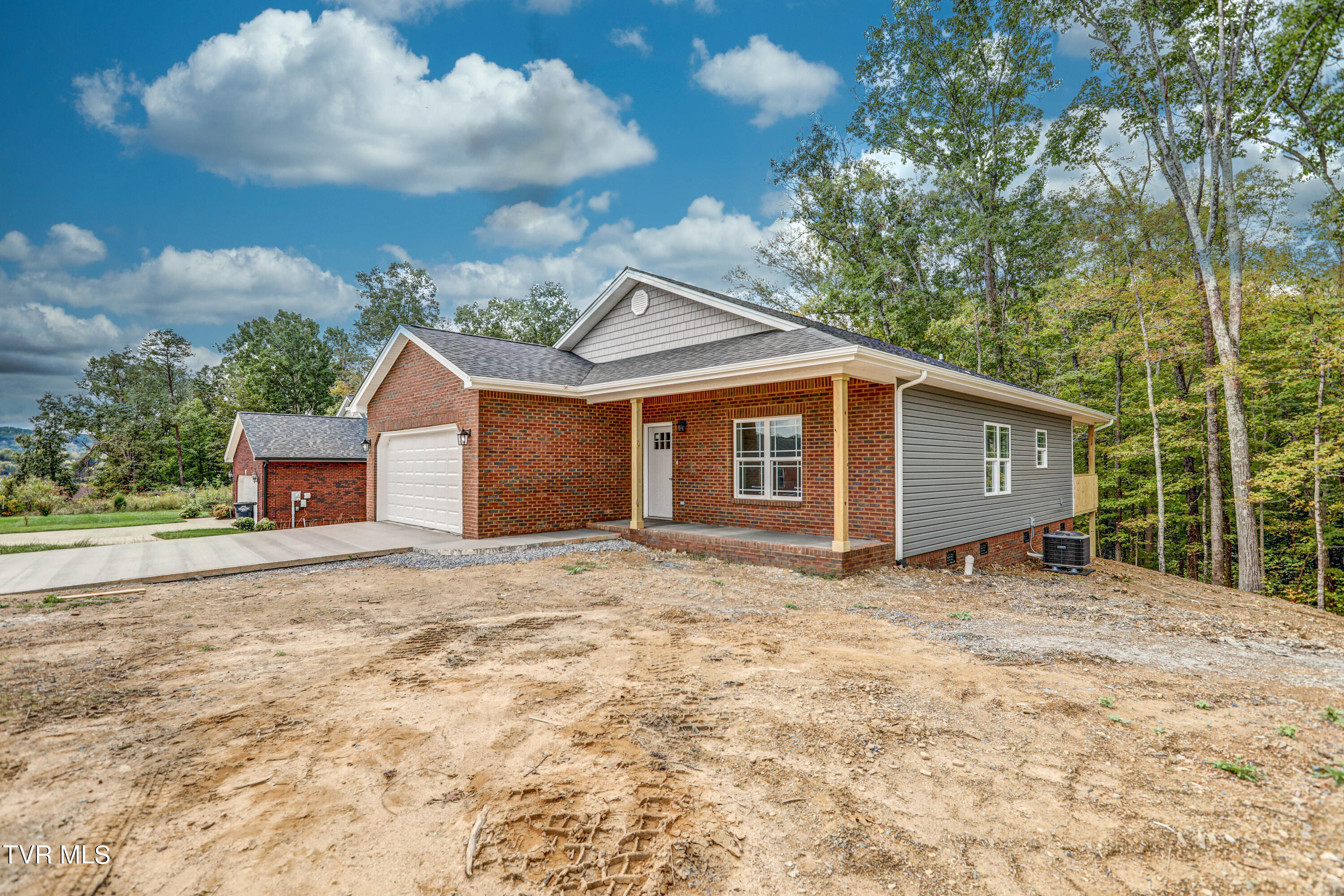 1782 Seaver Road Kingsport, TN 37660 - Photo 2 of 35 B42A8145_6_7_8_9-Edit