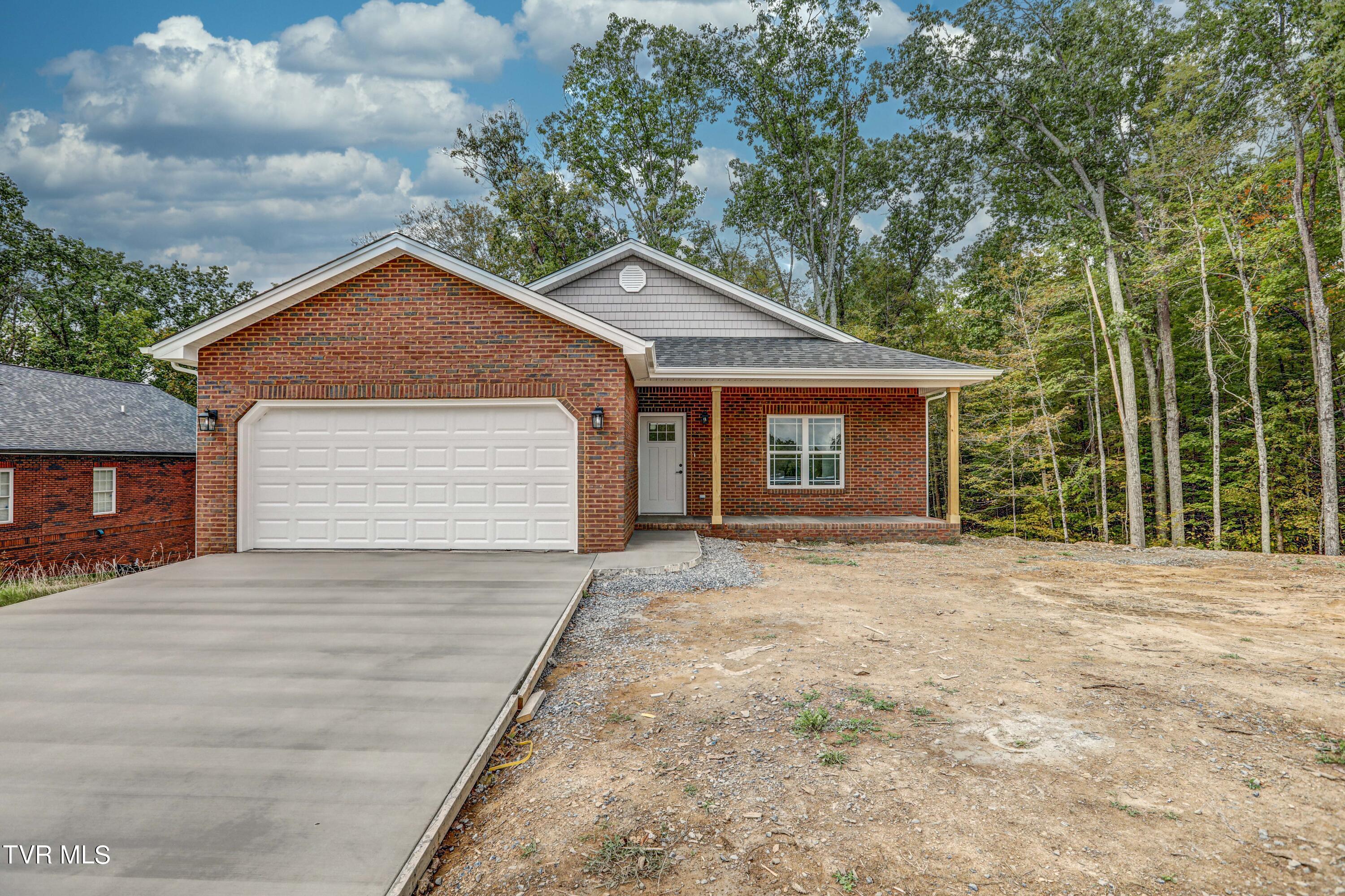 1782 Seaver Road Kingsport, TN 37660 - Photo 3 of 35 B42A8140_1_2_3_4-Edit