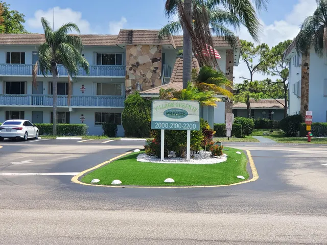 $1,500 | 2200 Springdale Boulevard, Unit 306, Palm Springs, FL 33461