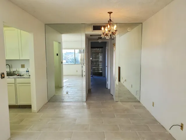 $1,500 | 2200 Springdale Boulevard, Unit 306, Palm Springs, FL 33461