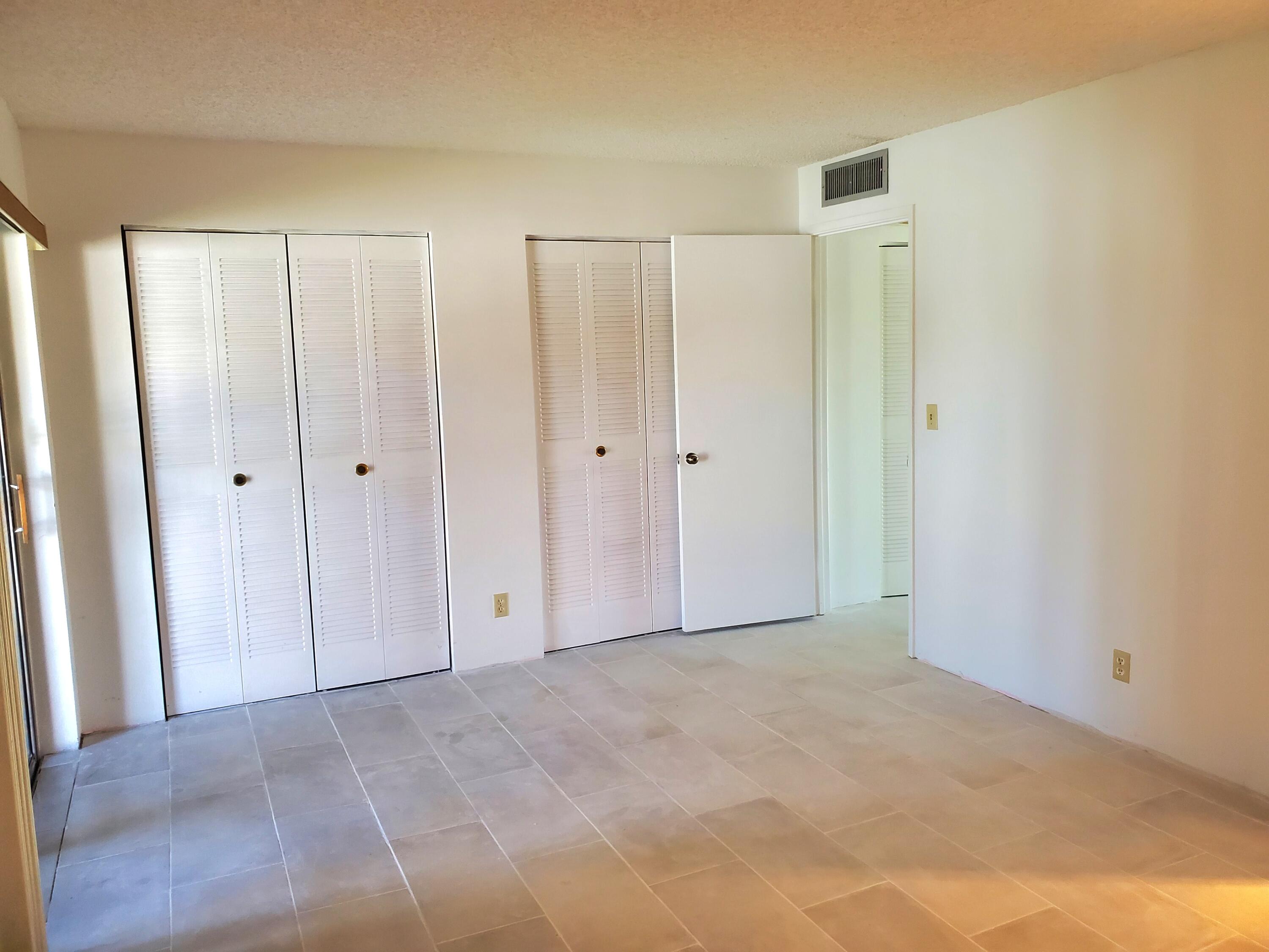 2200 Springdale Boulevard, Unit 306 Palm Springs, FL 33461 - Photo 9 of 18 20251014_163439