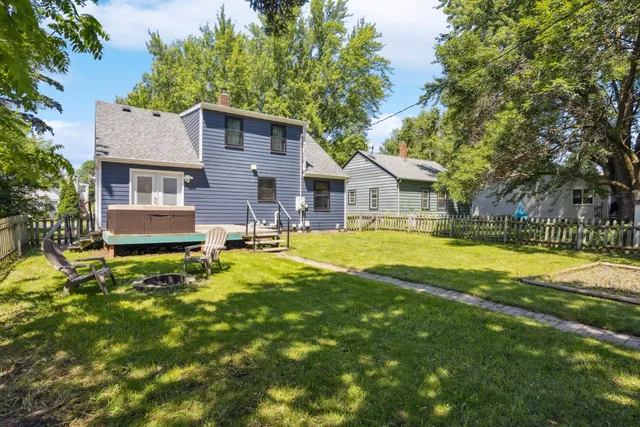 $375,000 | 257 South Orange Street, Waconia, MN 55387