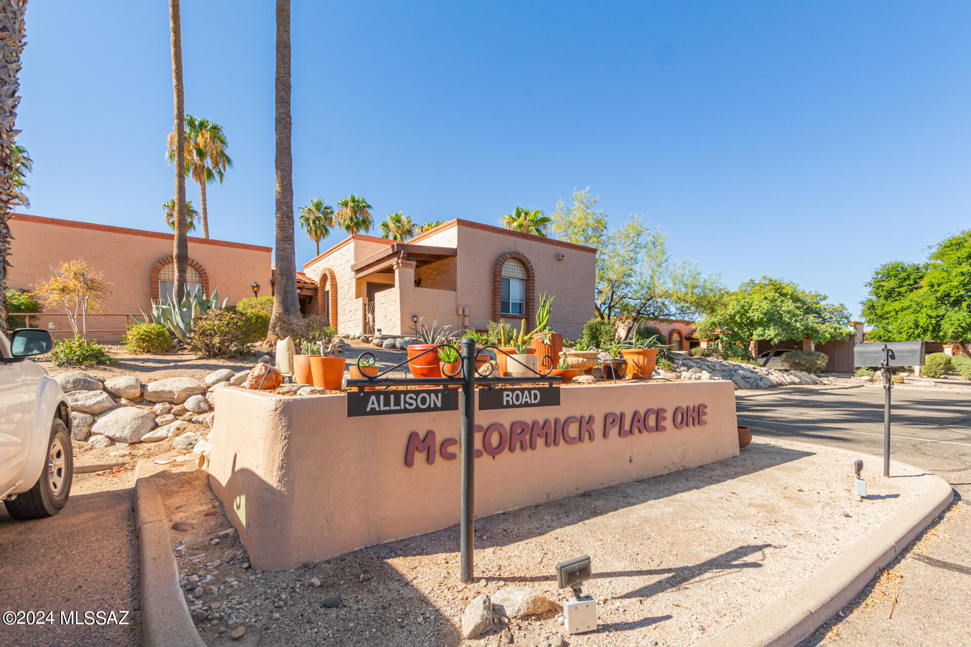 4263 East Allison Road Tucson, AZ 85712 - Photo 26 of 36
