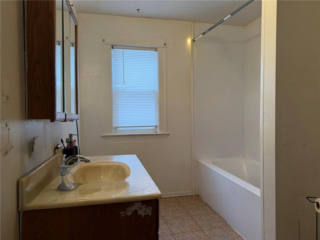 344 Cottage Street Rochester, NY 14611 - Photo 7 of 13