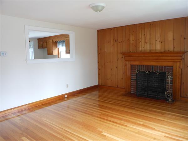 26 Reynolds Road Peabody, MA 01960 - Photo 8 of 11 Gallery Image 8