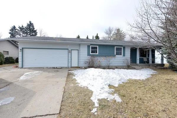 $289,900 | 631 7th Avenue East, West Fargo, ND 58078