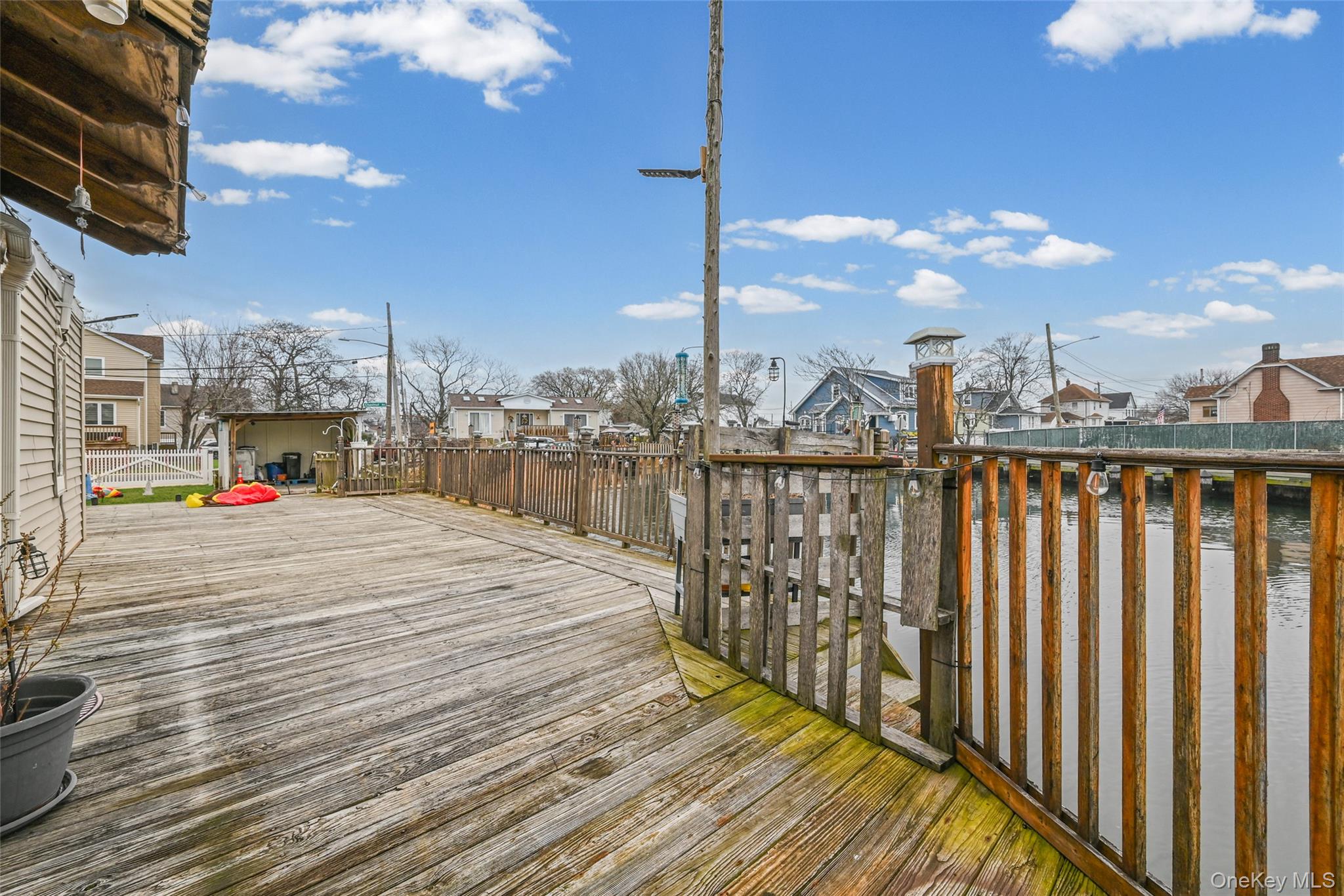 5 Chestnut Road Inwood, NY 11096 - Photo 19 of 20 a view of city from balcony