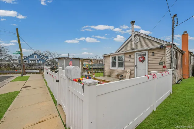a view of a house with sitting area