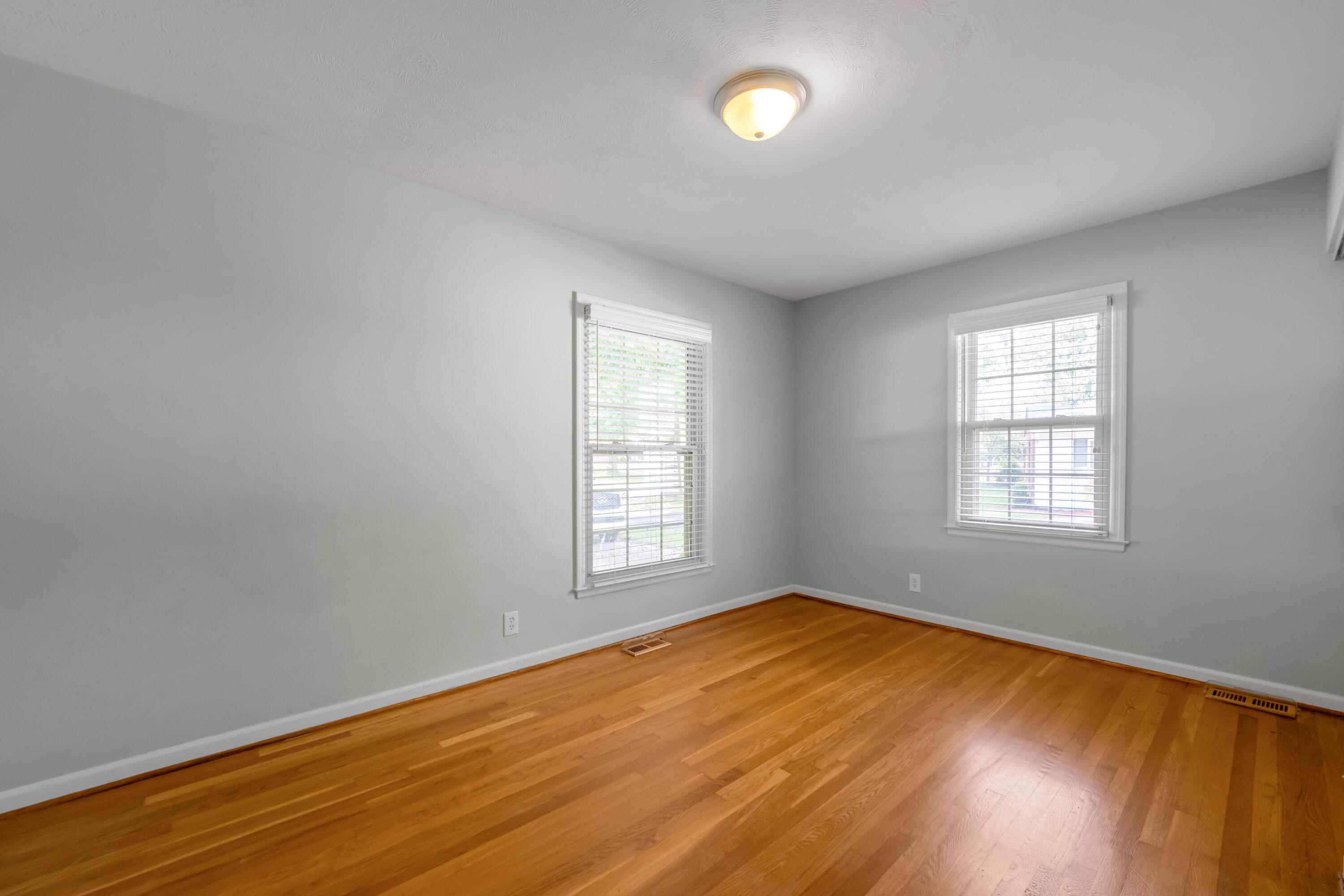 3418 Greentree Road Lexington, KY 40517 - Photo 20 of 54 TDB_8489