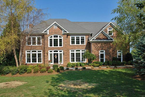 1450 Longview Road Roanoke, VA 24018 - Photo 1 of 1 Front