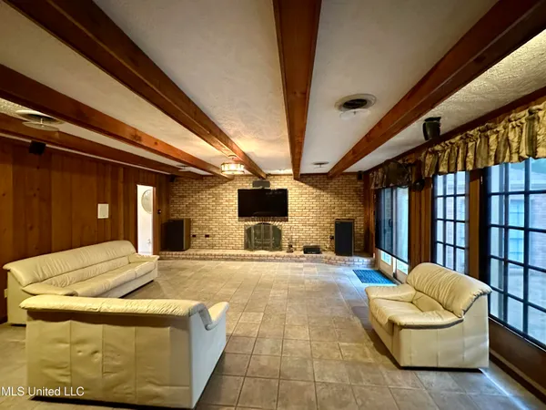 $349,000 | 307 Longwood Drive, Clinton, MS 39056