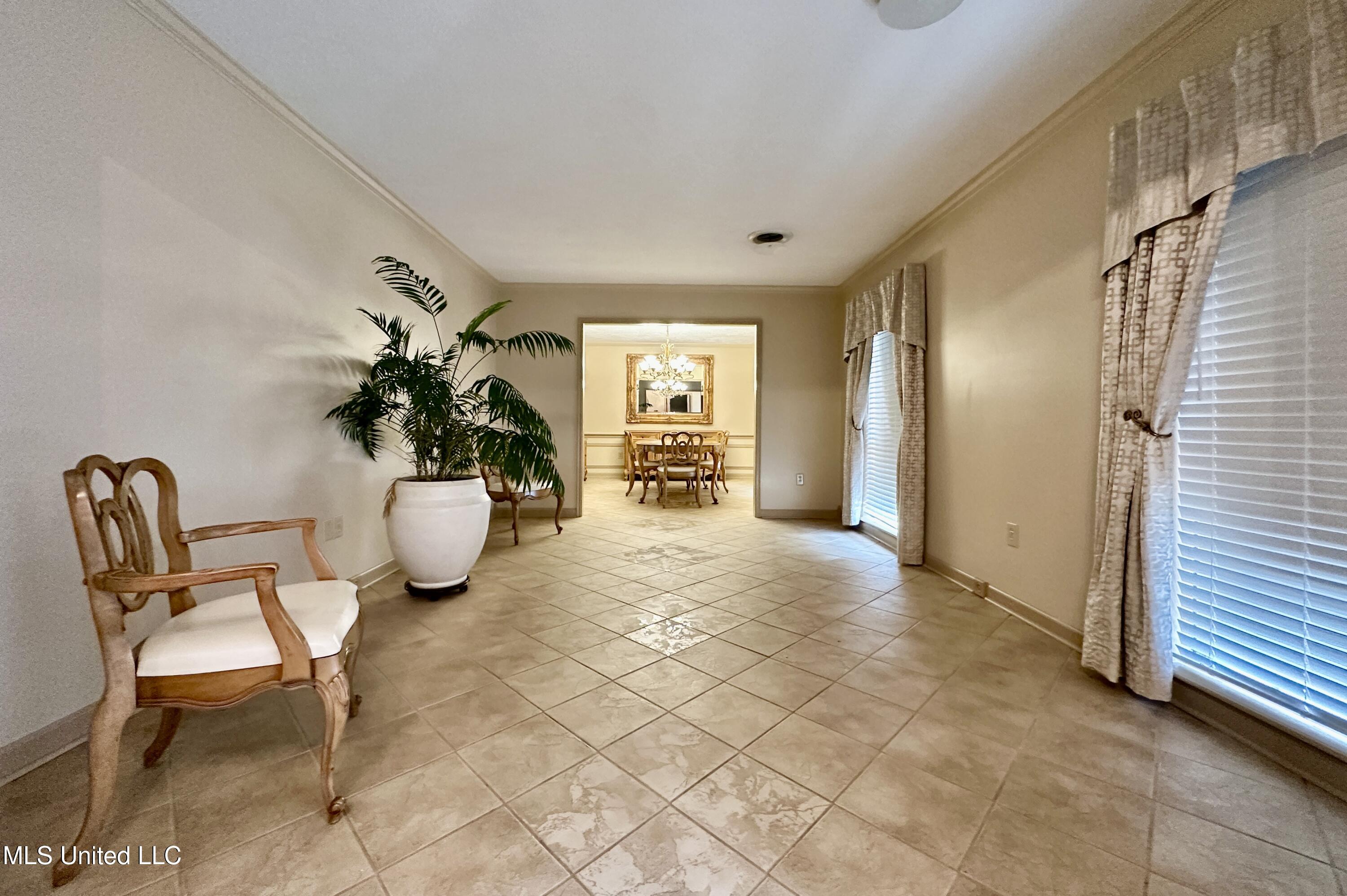 307 Longwood Drive Clinton, MS 39056 - Photo 8 of 27 Formal Living