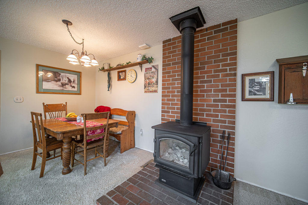 61858 Dobbin Road Bend, OR 97702 - Photo 10 of 30 RileyVisials-25