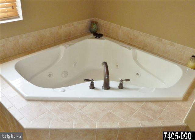 3271 Raintree Road York, PA 17404 - Photo 16 of 25 Gallery Image 16
