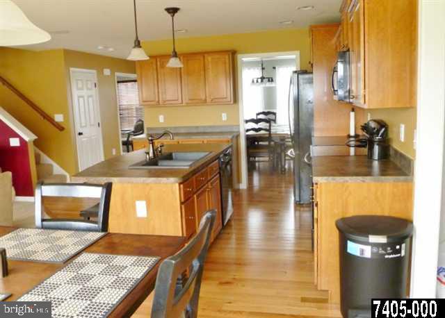 3271 Raintree Road York, PA 17404 - Photo 3 of 25 Gallery Image 3