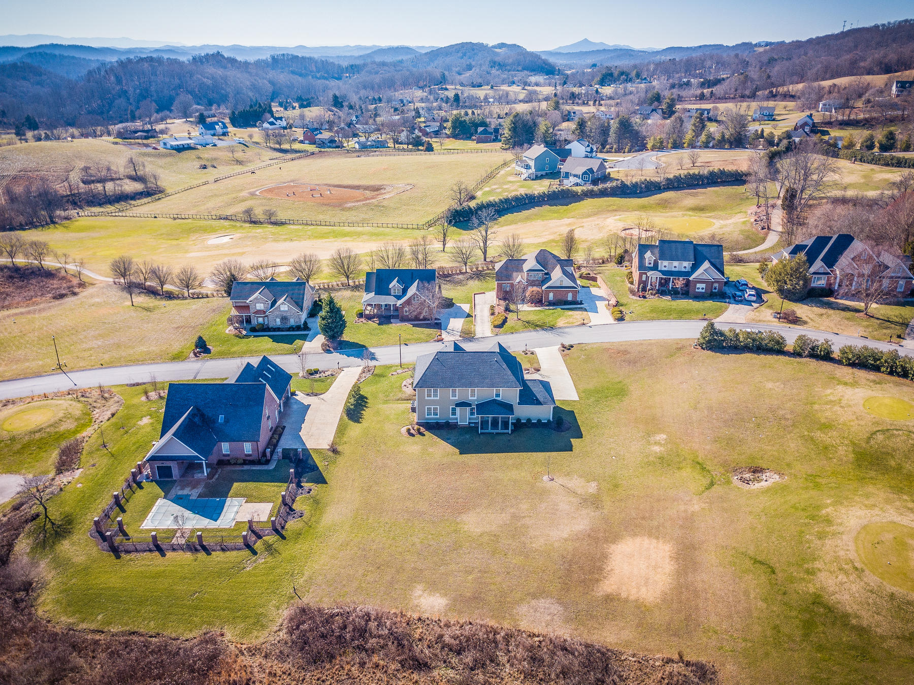 154 Golf Ridge Drive Kingsport, TN 37664 - Photo 65 of 66 103