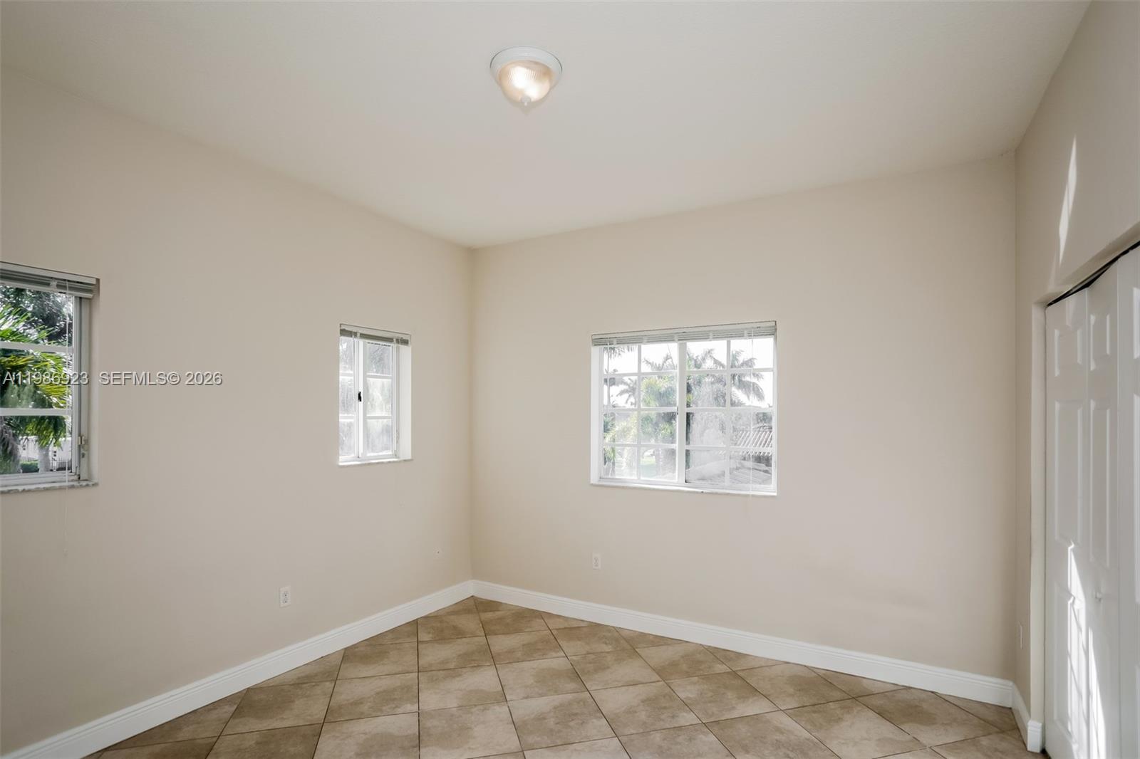 32152 Southwest 204th Court Homestead, FL 33030 - Photo 7 of 15