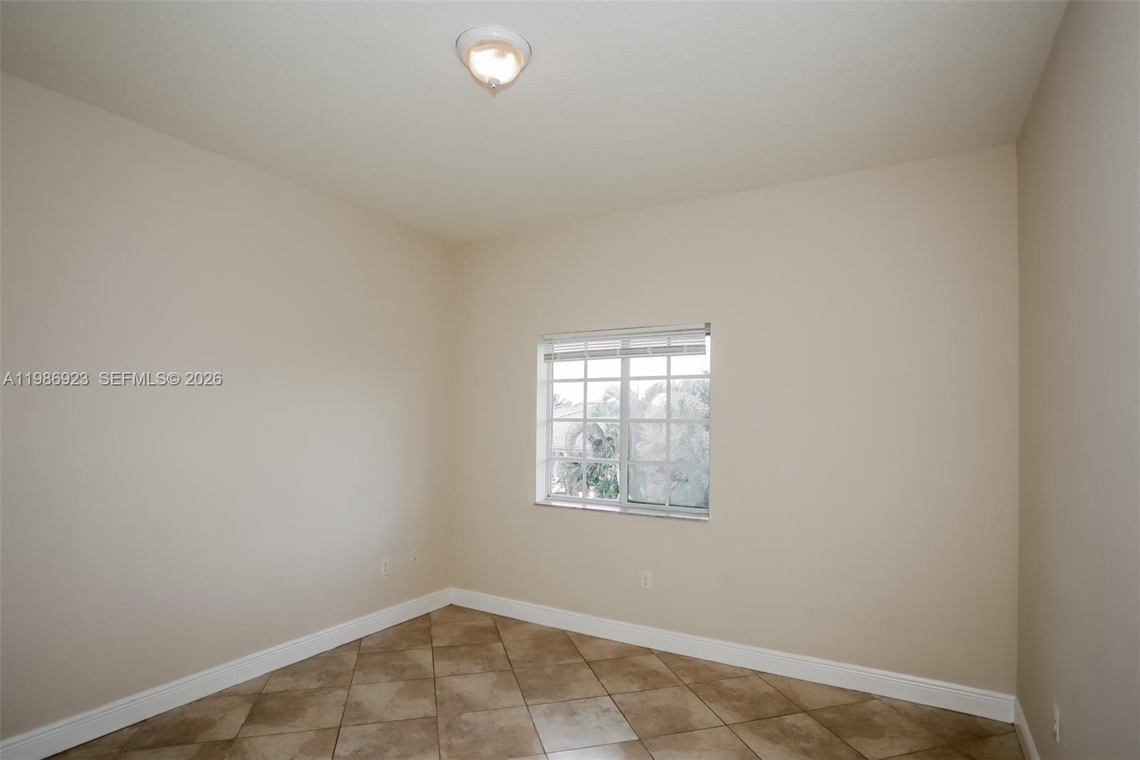 32152 Southwest 204th Court Homestead, FL 33030 - Photo 8 of 15