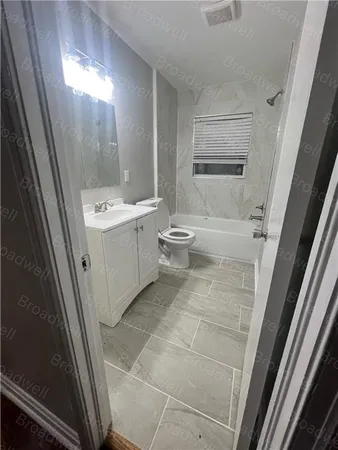 $2,000 | 955 Byron Drive Southwest, Atlanta, GA 30310