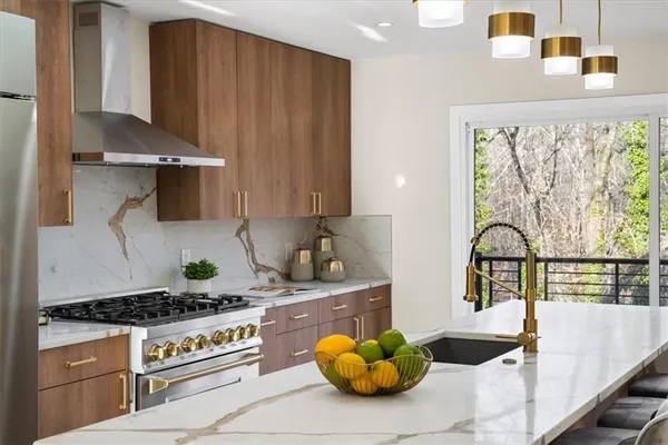 $1,625,000 | 250 Bruton Way Northeast, Atlanta, GA 30342