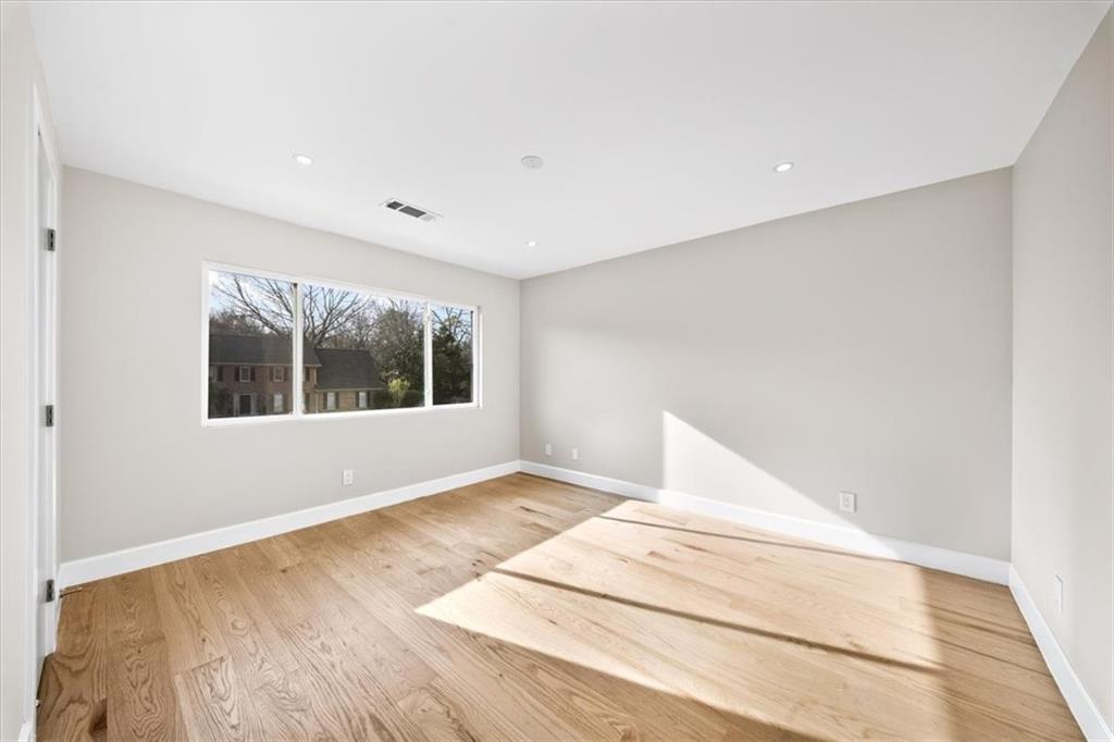 250 Bruton Way Northeast Atlanta, GA 30342 - Photo 33 of 52
