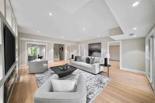 $1,625,000 | 250 Bruton Way Northeast, Atlanta, GA 30342