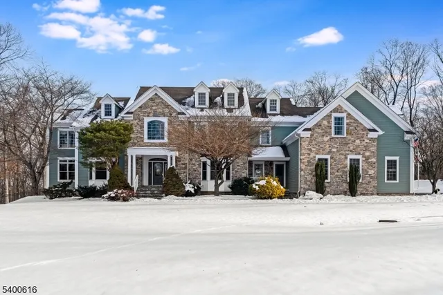 $2,950,000 | 103 Emerald Valley Lane, Bernards, NJ 07920