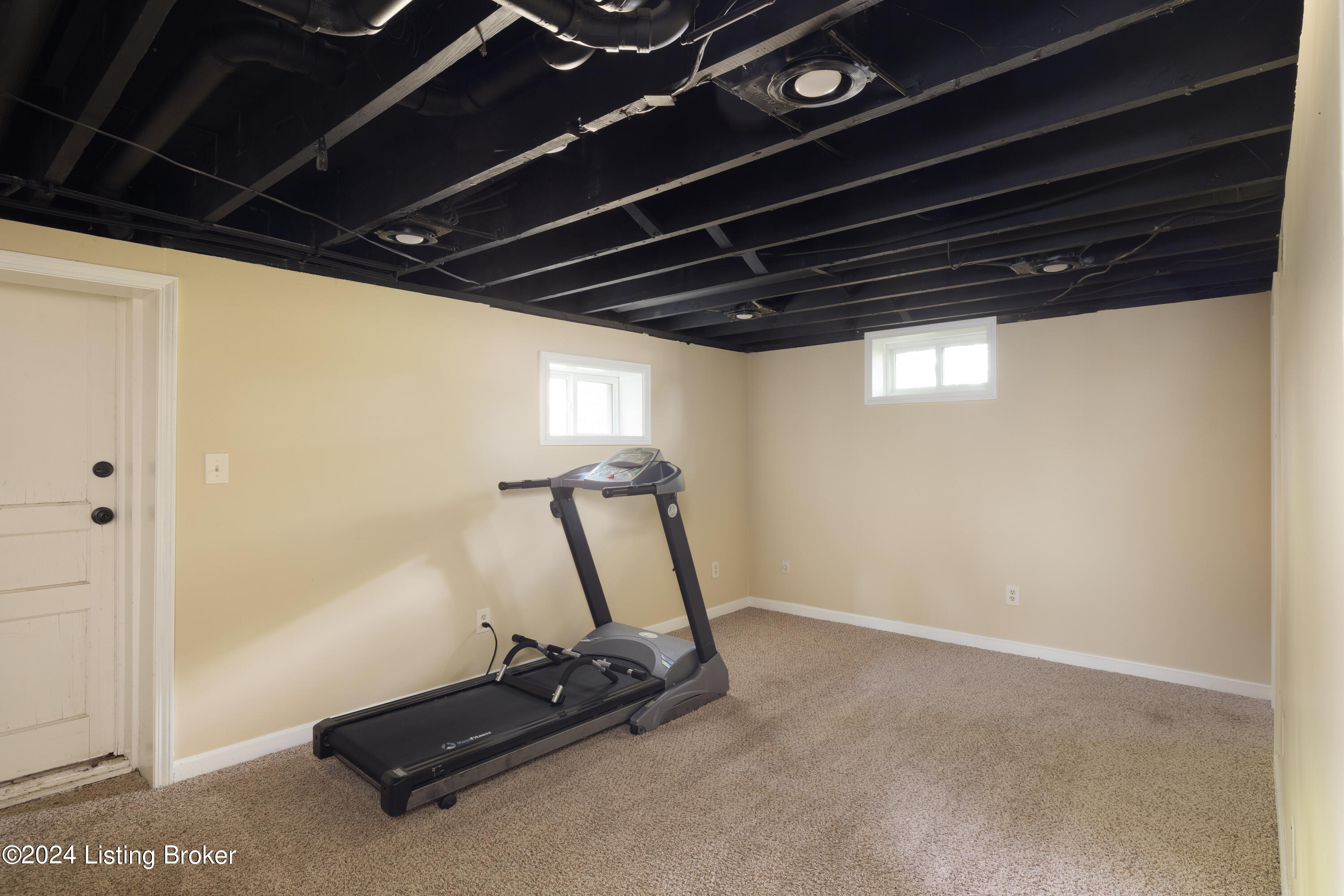 3504 Maple Road Louisville, KY 40299 - Photo 28 of 38 028 - 3504 Maple Rd